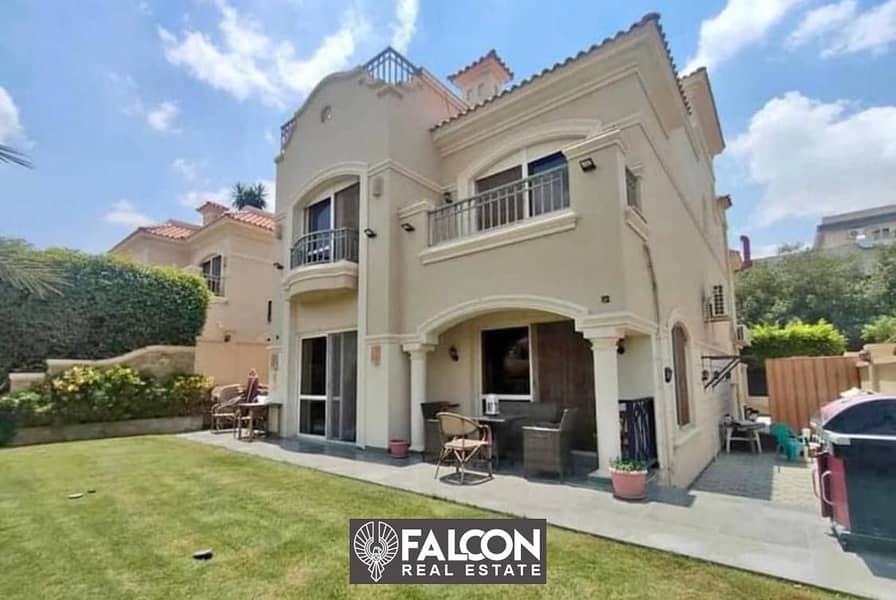 Villa for sale 3 Floors with a classic design READY TO MOVE in installments in El Patio Prime BY Lavista Prime Location in El Shorouk next to Madinaty 4