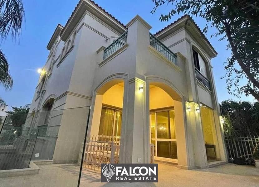 Villa for sale 3 Floors with a classic design READY TO MOVE in installments in El Patio Prime BY Lavista Prime Location in El Shorouk next to Madinaty 0