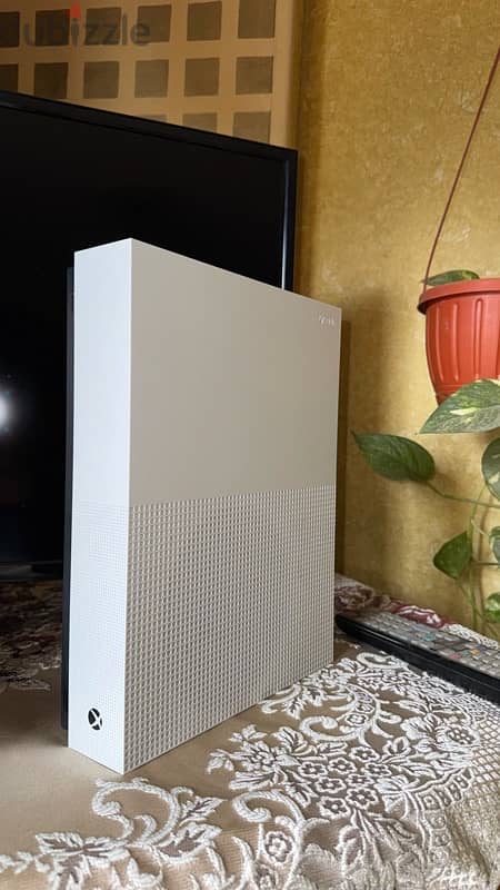 Xbox One S Digital Edition 2