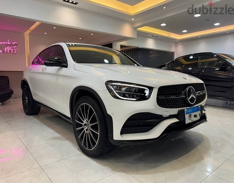 Mercedes-Benz GLC 300E 2022 1