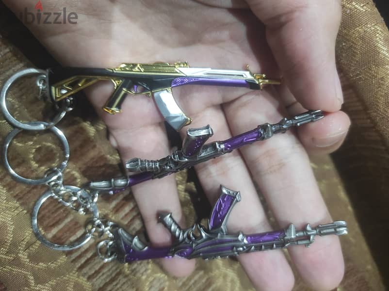 Valorant keychains 0