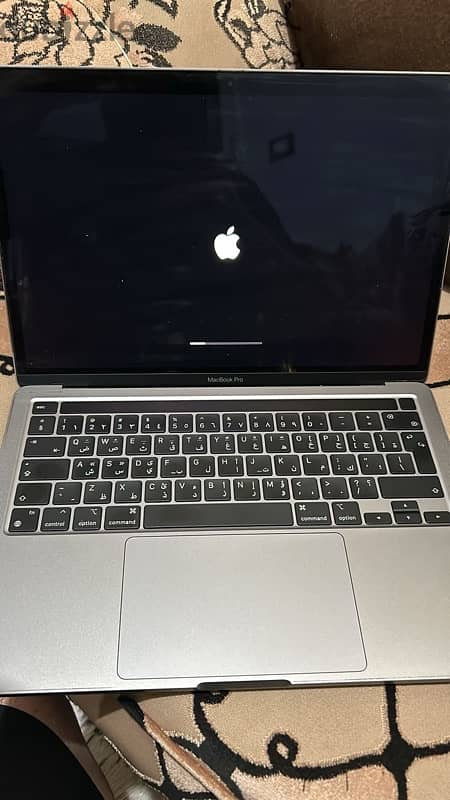 MacBook Pro  m1 2020 256gb 8 ram 3