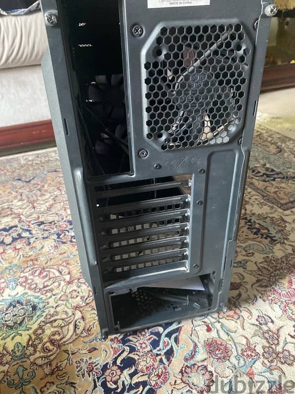 case cooler master cmp 500 مع ٣ مراوح بحلاتها الأصلية 3