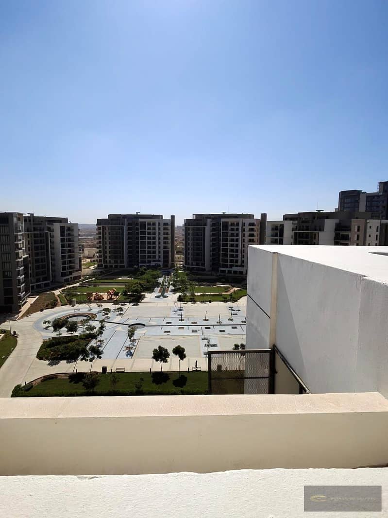 Penthouse for Rent in Zed West 230m in zayed 1