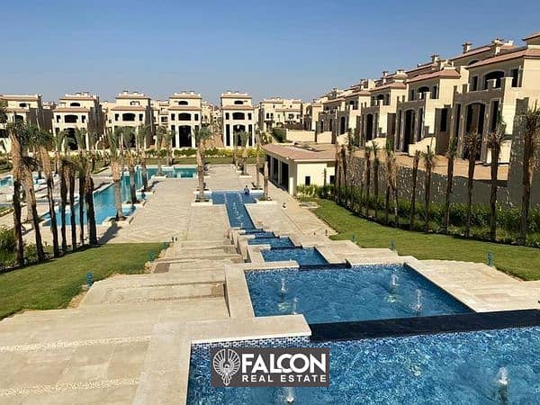 For sale, a twin house corner villa, 240 square meters, 4 rooms, immediate delivery, with a panoramic view, in Al Shorouk, La Vista Patio Prime 5