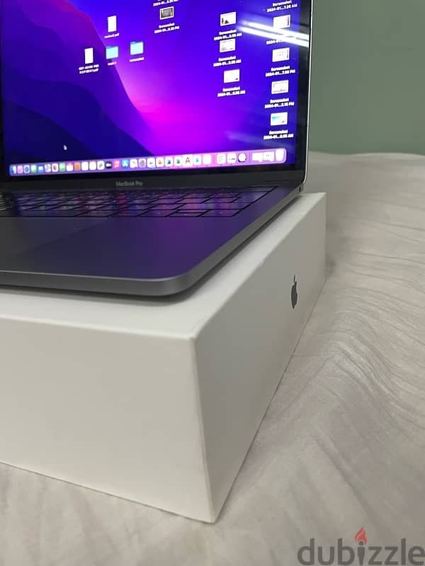 MacBook pro 2017-8gb ram -256gb storage 2