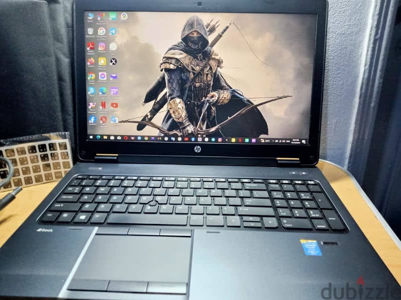 Hp Zbook الجهاز من المانيا رامات ٣٢ وهاردين منهم هارد تيرا 0