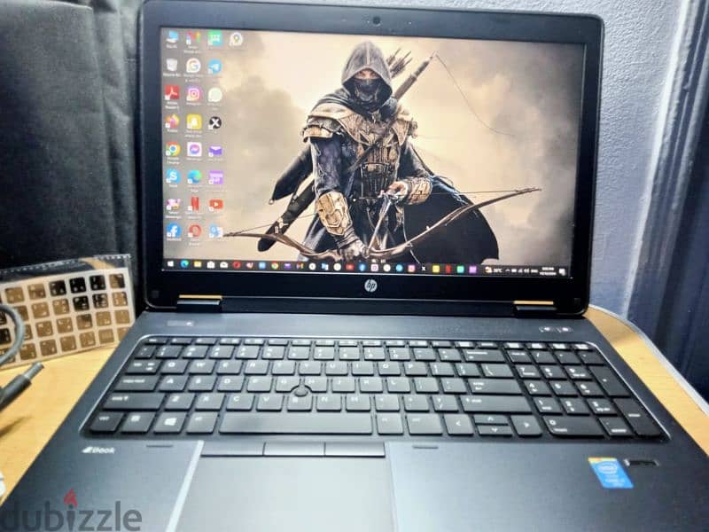 Hp Zbook الجهاز من المانيا رامات ٣٢ وهاردين منهم هارد تيرا 15