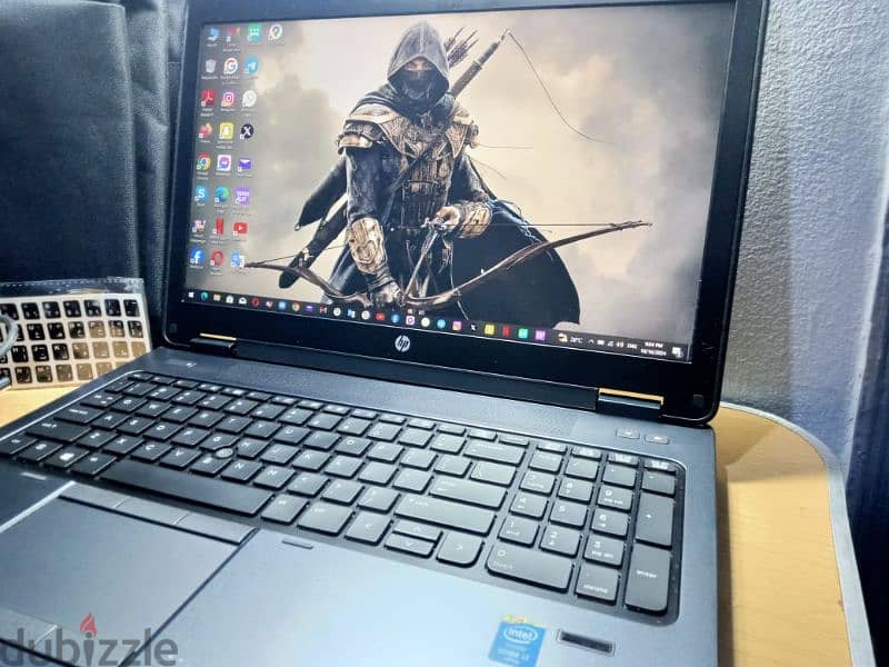 Hp Zbook الجهاز من المانيا رامات ٣٢ وهاردين منهم هارد تيرا 16