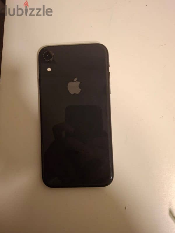 iPhone xr 3