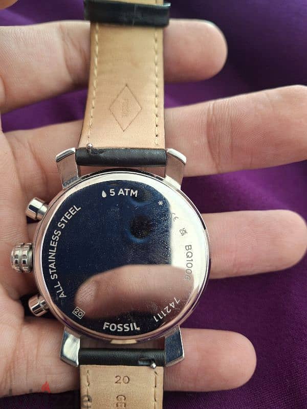 Huawei watch GT4 Clasic ساعة هواوى كالجديدة بالضمان والفاتورة الضريبية 3