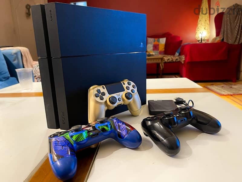 بلاي ستيشن٤ PlayStation4 Fat 500G+1TBhard+2games+3 controllers 0