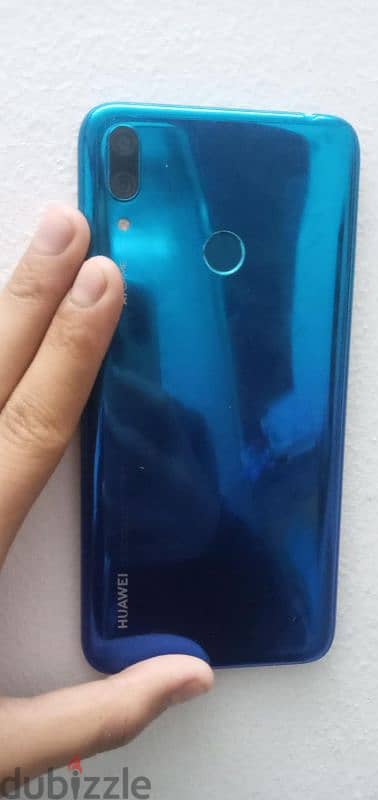 HUAWEI y7 2019 1