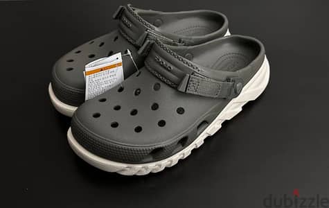 Crocs Duet Max