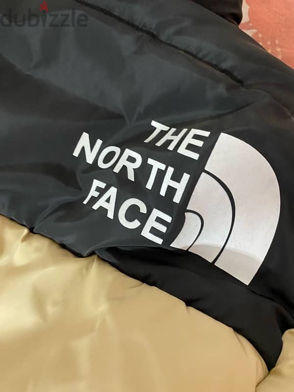 جاكت بامب the north face مقاس medium 3