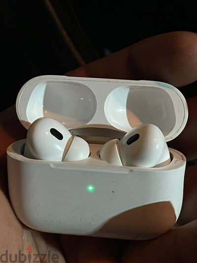 Apple airpods pro للبيع