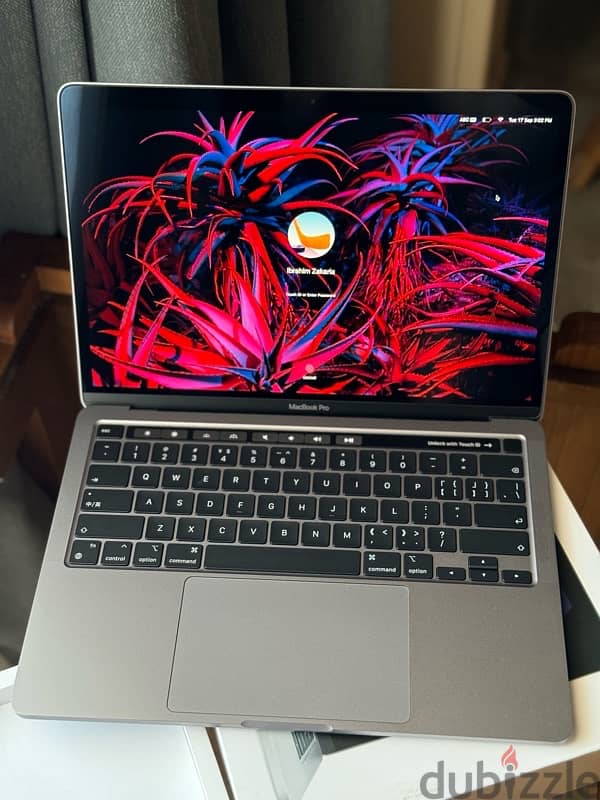 MacBook Pro M2 2022 512 مشحون ١١ مره 3