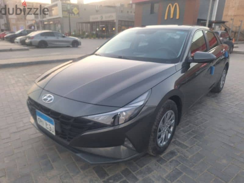 Hyundai Elantra 2021 10