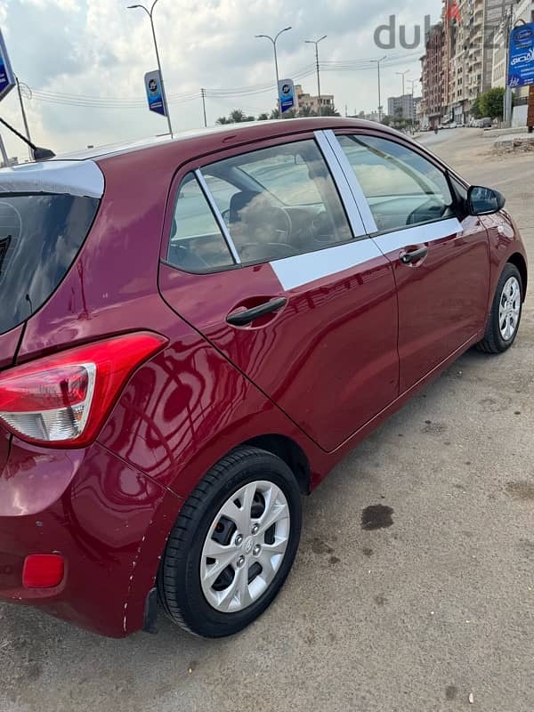 Grand i10–30,000 km only—all fabrika 4