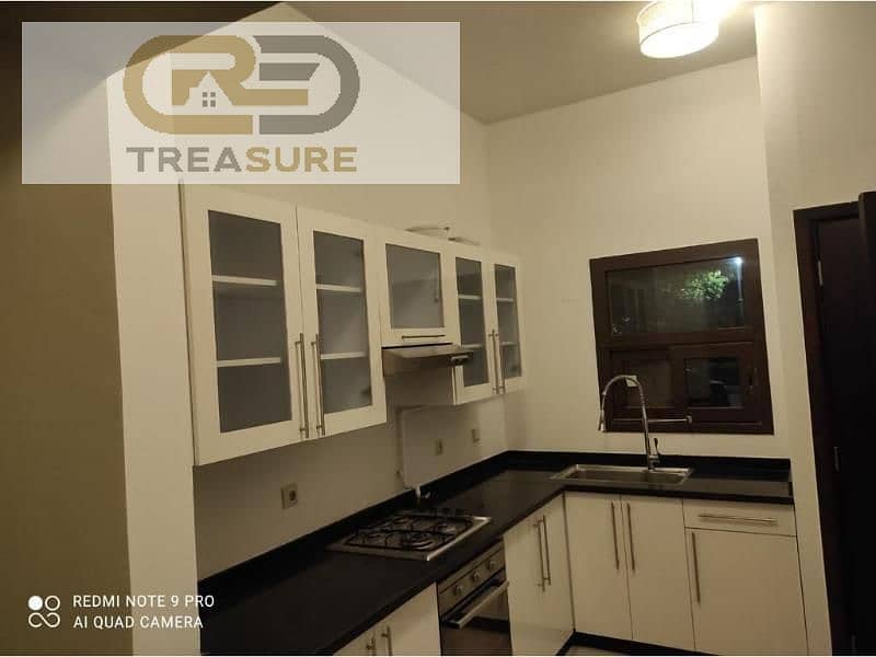 Townhouse for rent in mivida Kitchen+ACs super lux 1