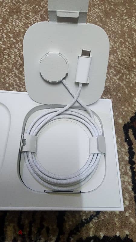 Apple watch ultra 2 white titanium ocan band 6