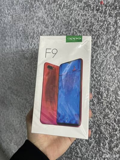 كسر الزيرو مثل الجديد oppof9 بكل مشتملاته الأصلي