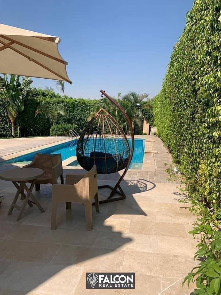 For sale villa (with a 42% cash discount + installments) in New Cairo, next to Madinaty and Hap Town in The Butterfly Compound 10