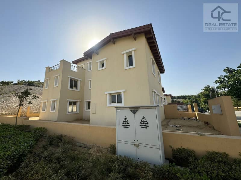 Townhouse 215m 4 Bedrooms For Sale With Installments With The Lowest Down Payment View Landscape In Hyde Park Fifth Settlement 0