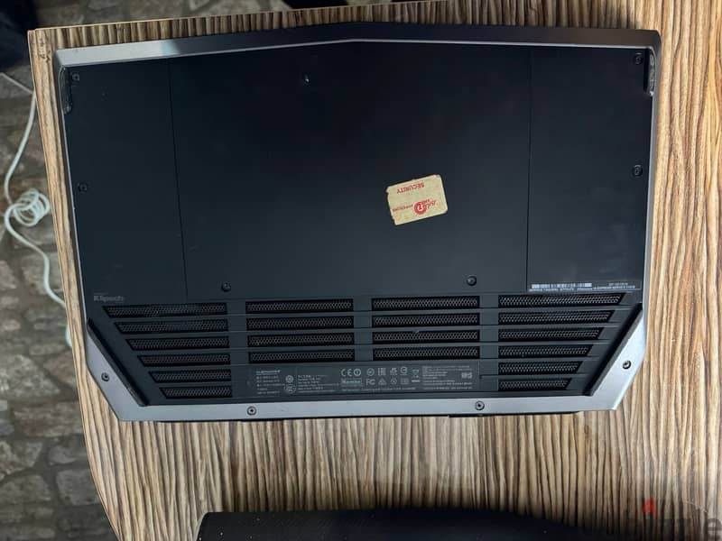 Alienware 15R2 LAPTOP لابتوب 2