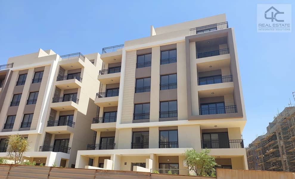 For sale apartment 245 m 4-bedroom the lowest price offered in the market double view and view landscape bahry in Al Marasem 8