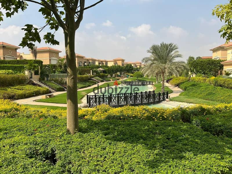 شقة للبيع افضل موقع بالتجمع الخامس بالسعر القديم في stone park 2