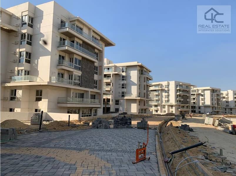 The lowest price to apartment 3 bedrooms fully finished with kitchen dressing room and library for sale in Mountain View I-City 0