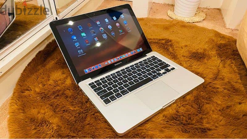 حالتة زيرو لابتوب ابل Apple MacBook Pro بمواصفات ممتازة 2