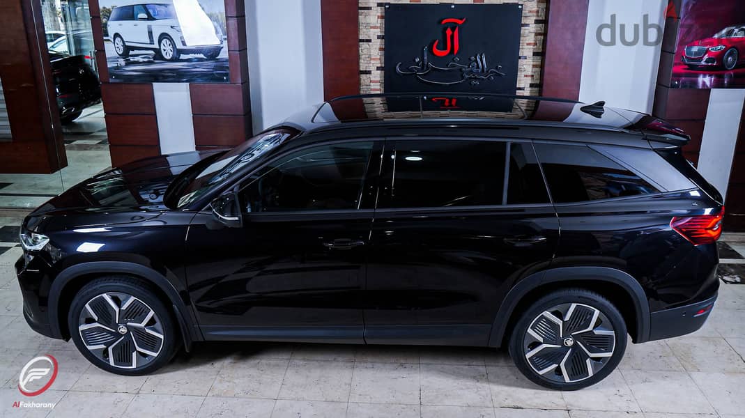 SKODA KODIAQ 7 SEATS  FULLY LOADED 14