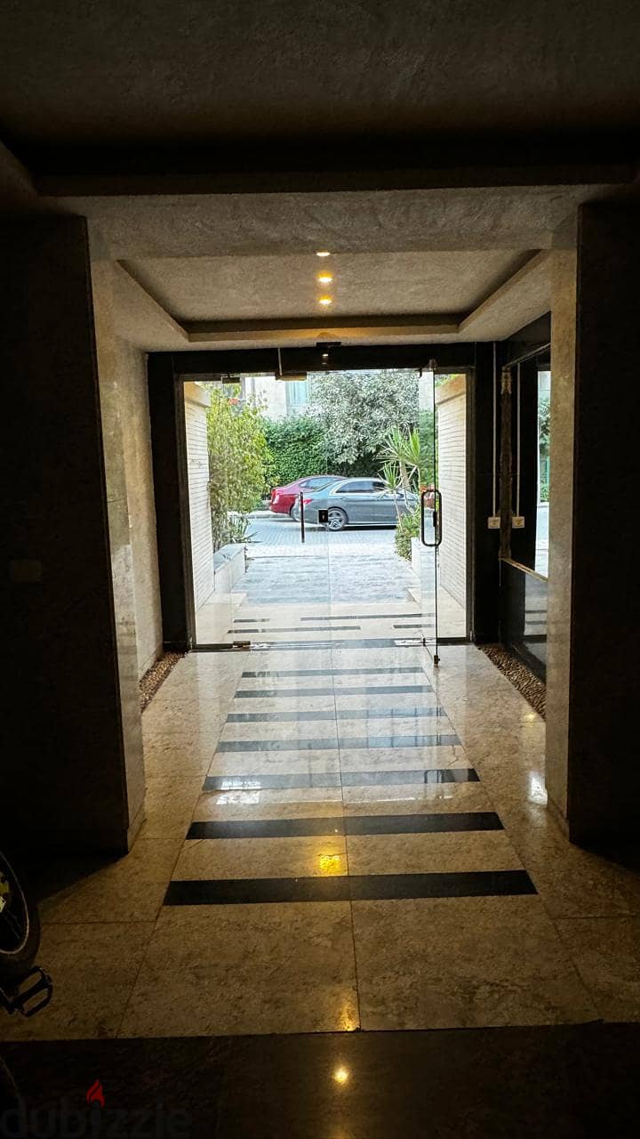 شقة للبيع 133م متشطبه بكمبوند جالريا apartment for sale at galleria 13