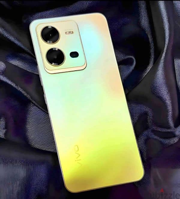 Vivo v25e شبه جديد 1