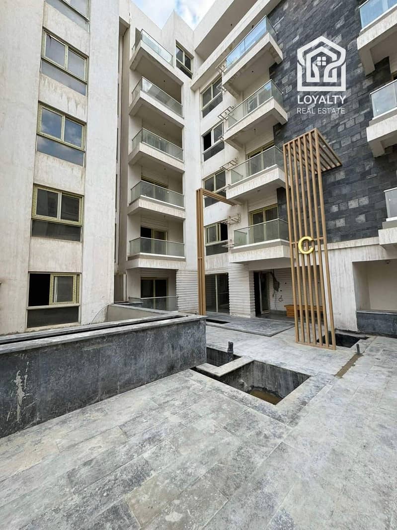 Apartment for sale in Mountain view icity - New Cairo ready to move 4