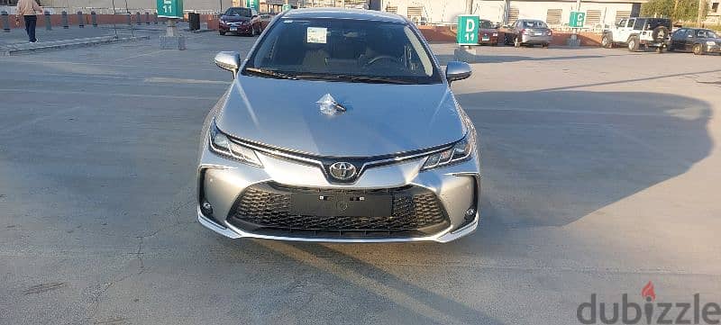 Toyota Corolla 2025  للبيع زيرو لم ترخص 12