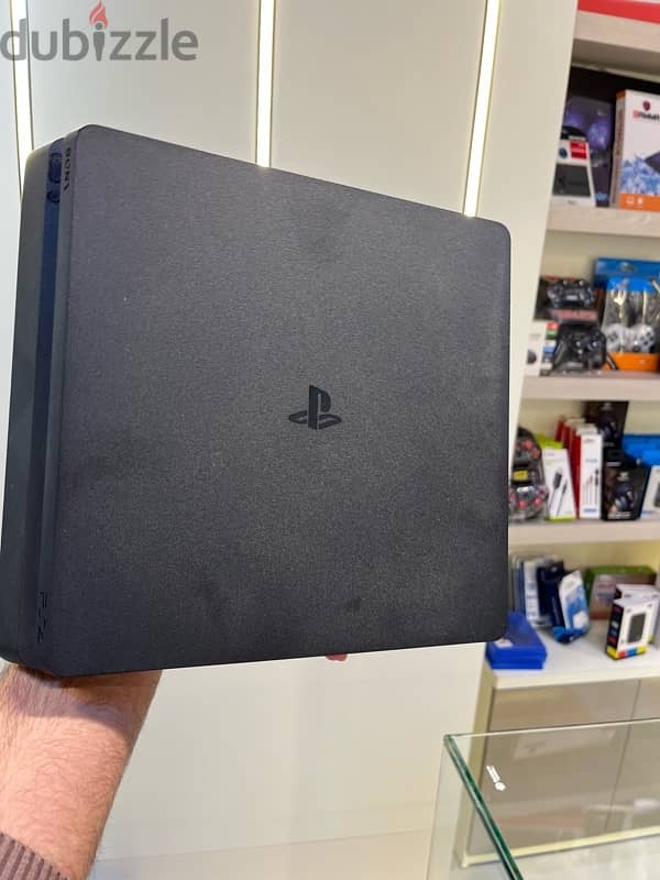 ps4 slim بضمان 2