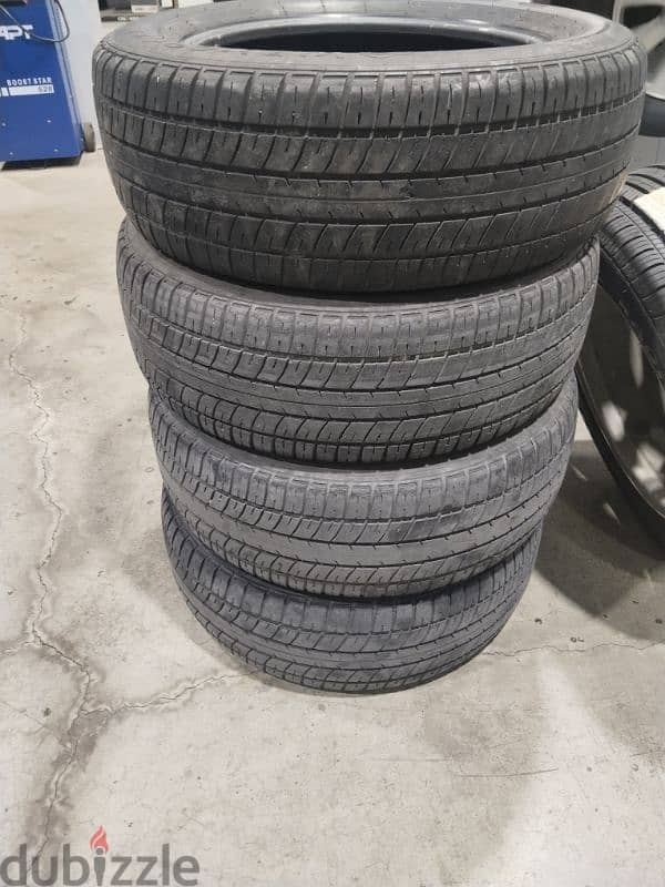 ٤ فرد 195/60R15 للبيع 2