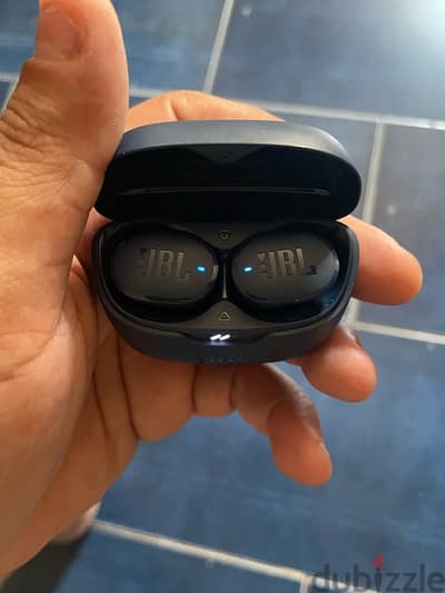 JBL wireless earpods tune buds