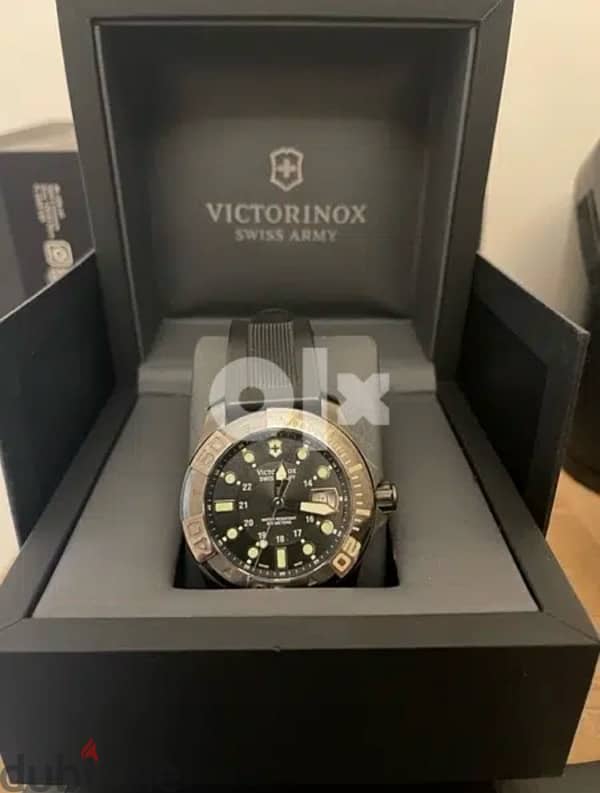 Victorinox Dive Master 500 - Swiss Watch ساعة فيكتورينوكس سويسرية 0