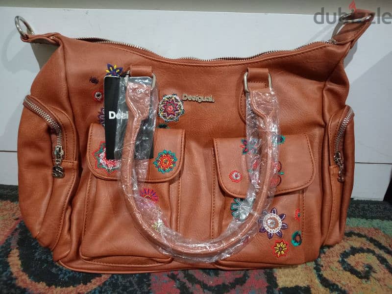 حقيبة يد جلد من desigual 1