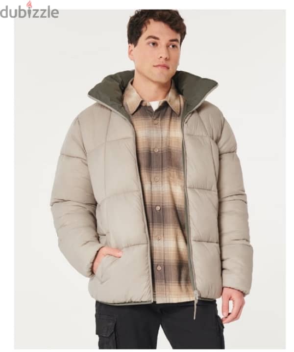 Hollister Revirsable puffer jacket 2