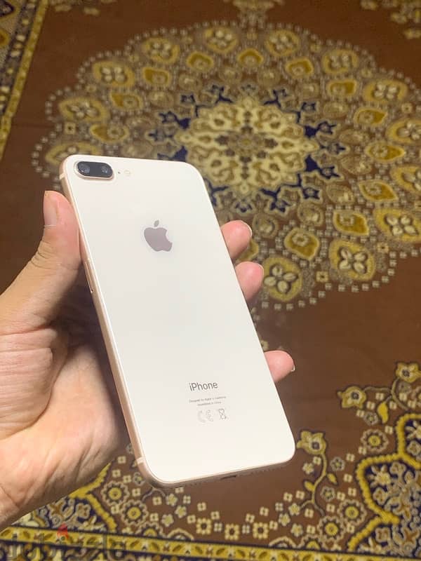 iPhone 8+ 1