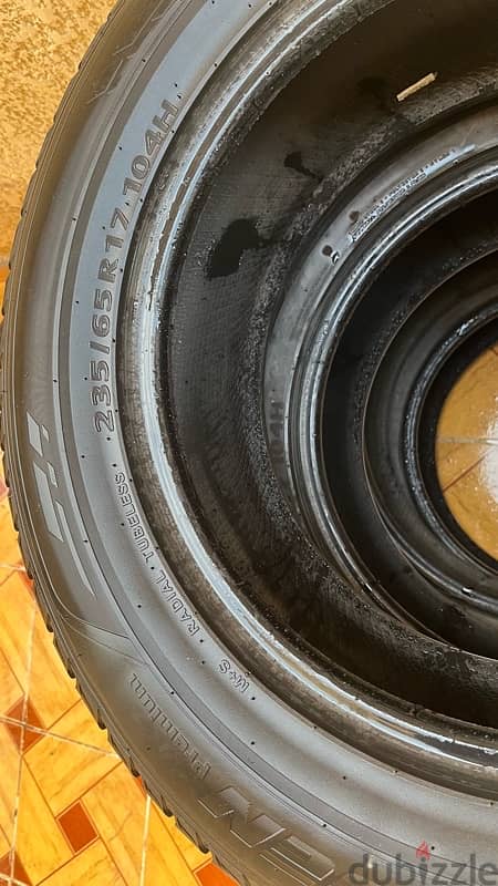 4 tires set - 235 65 17 KUMHO SUV طقم كاوتش كومهو مستعمل بحالة جيدة 3