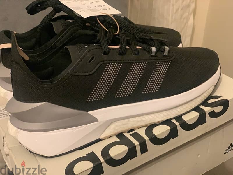 Adidas Avryn women - Brand new 7