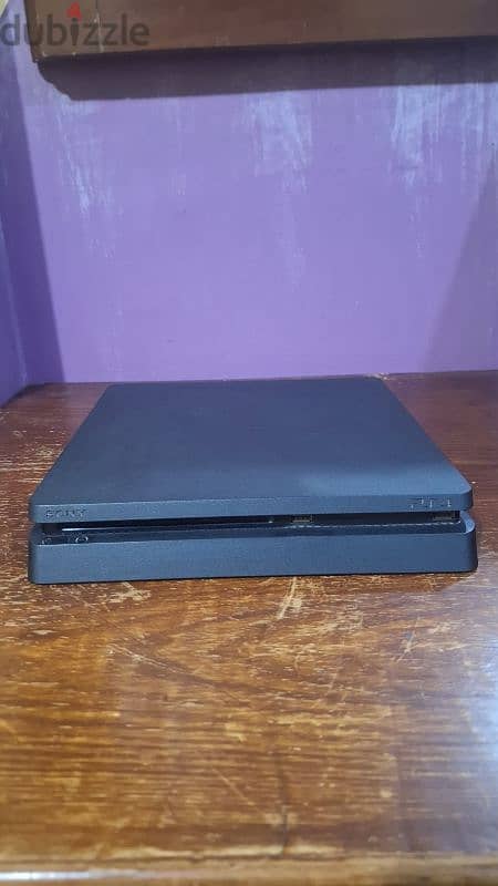 Ps4 slim 4