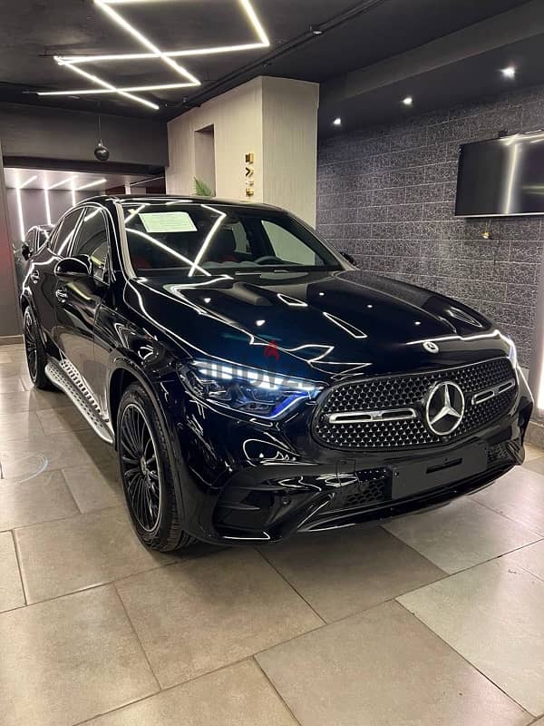 Mercedes-Benz GLC 300 COUPE AMG FULLY LOADED 0