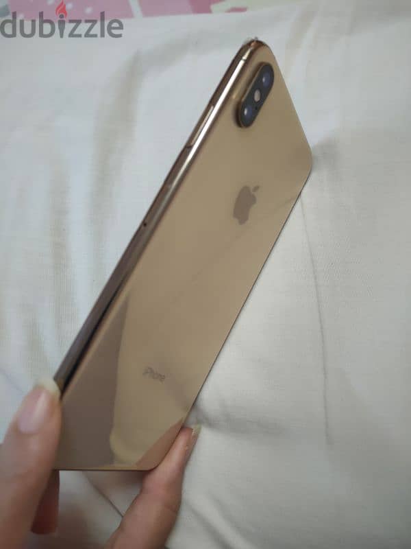 ايفون xs max 2